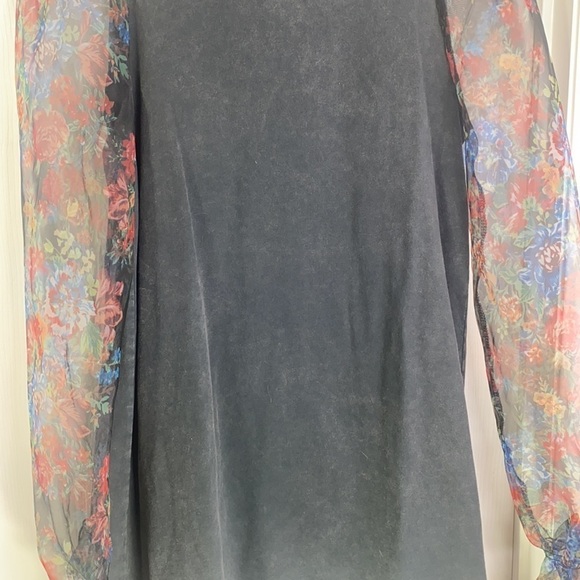 Zara- Contrasting Organza Dress Size Small - Picture 4 of 10